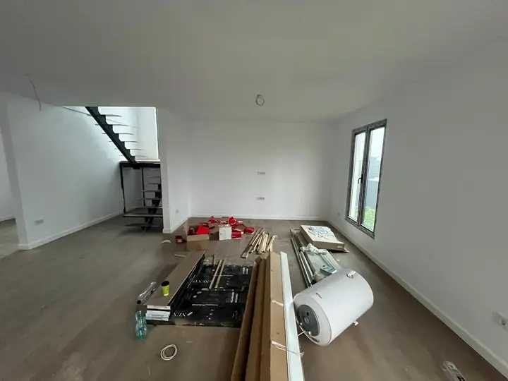 Interior într-o casă din Ansamblul Poiana
