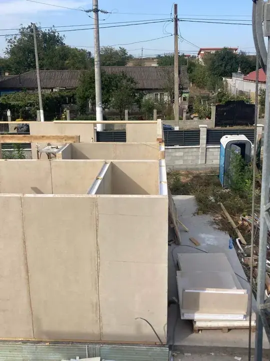 Șantierul Ansamblului Poiana, în timpul construcției